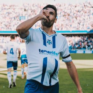 champions for pedrito enric gallego
