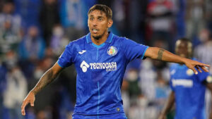 damian suarez champions for pedrito