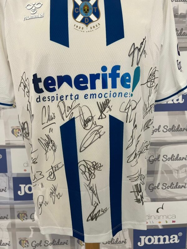champions for pedrito enric gallego