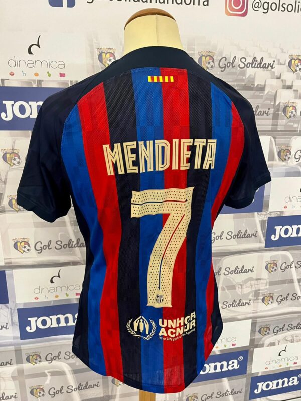 fc barcelona legends: mendieta
