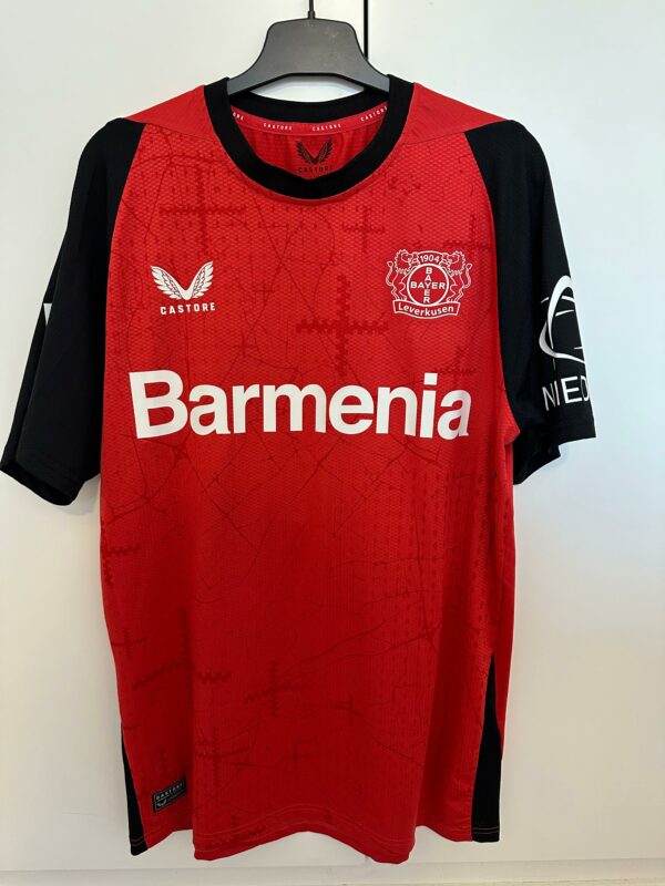lote 99 alex grimaldo bayer leverkusen